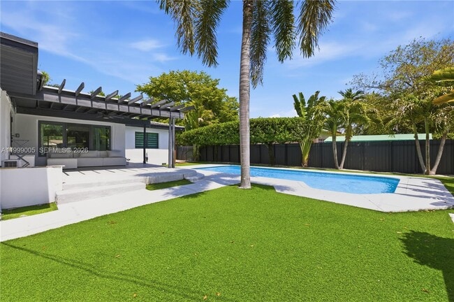 Photo - 86 NE 110th St