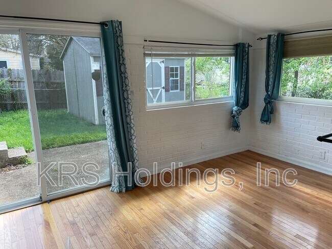 Photo - 3391 Bristol Ct