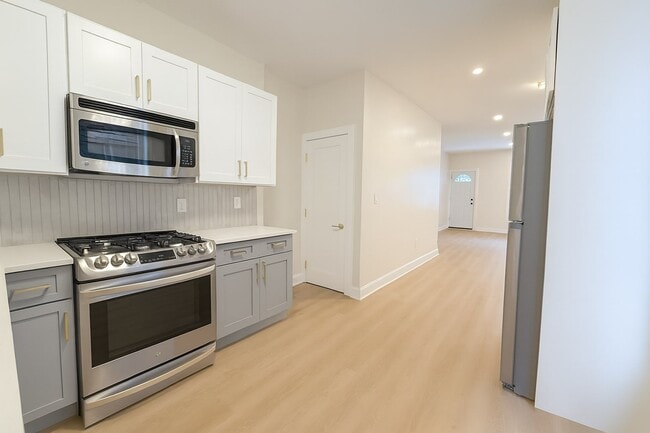 Photo - 50 N Frazier-