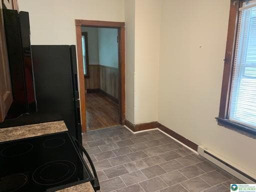 Photo - 1030 Center St