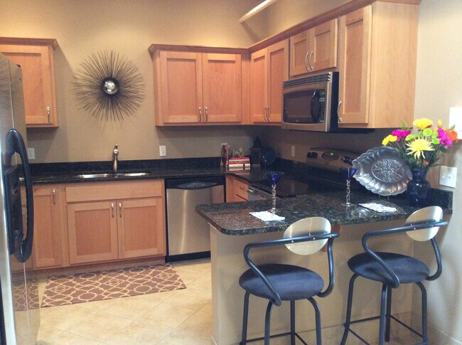 Photo - 806 Cherry St Unit 102