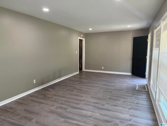 Photo - 907 77th Way S Casa