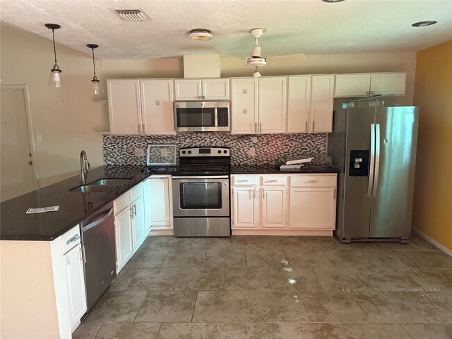 Building Photo - 7107 Briarfield Dr Rental