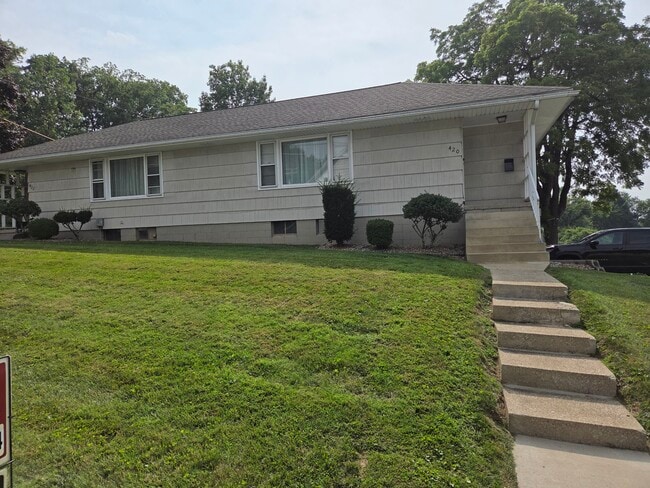 Building Photo - 420 Muth Rd Unit 420