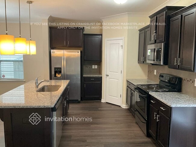 Photo - 8130 Dumphries Dr