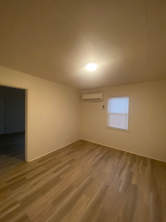 Photo - Non-Refundable & Security Deposit Total: $1150.00