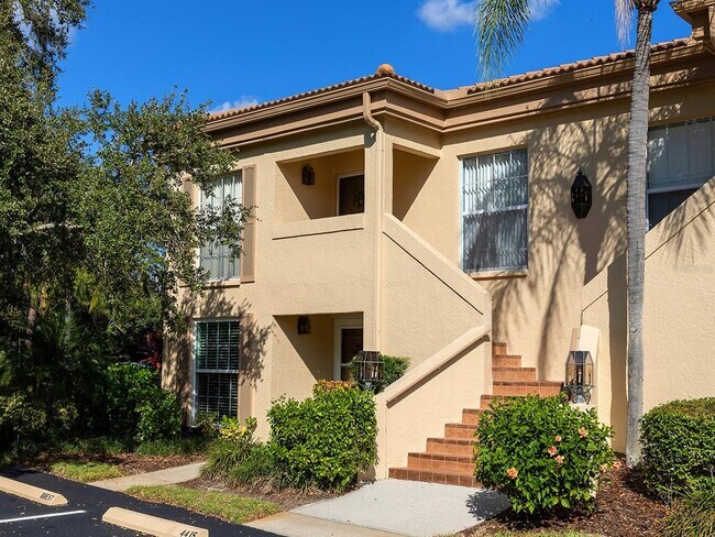 Building Photo - 4415 Longmeadow Unit 44