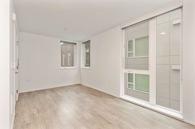 Photo - 1404 Boylston