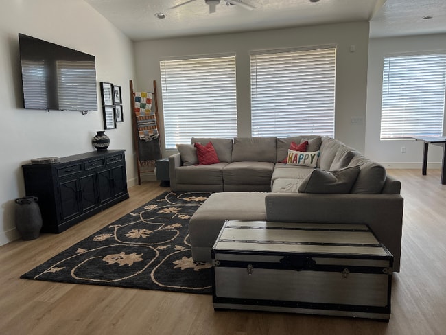 Photo - 2998 Photinia Dr