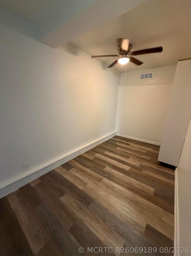 Photo - 646 Latona Ave Unit Apt 1