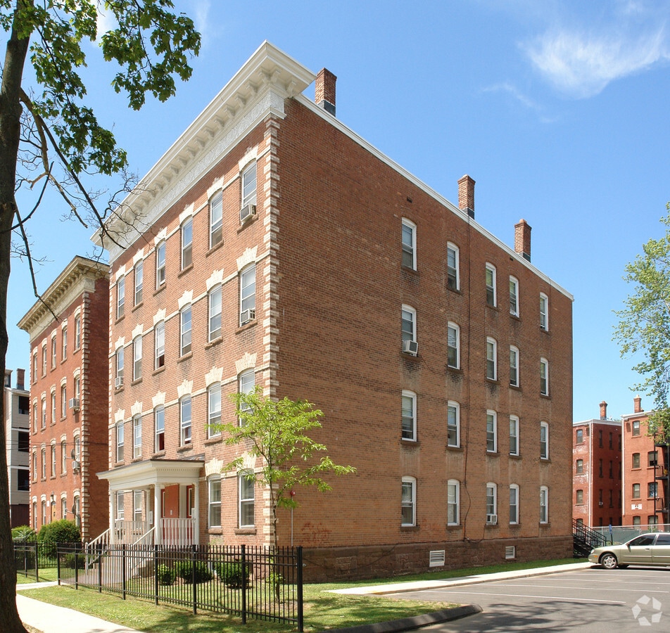 Photo - 268-270 Jefferson St Apartments