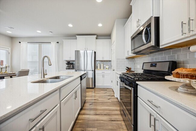 Photo - 12000 Corsicana Trl