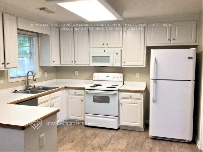 Photo - 789 Gable Ct