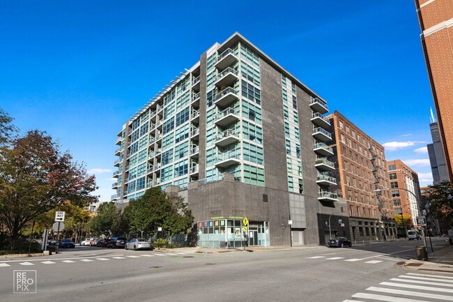 Photo - 225 S Sangamon St Unit 702
