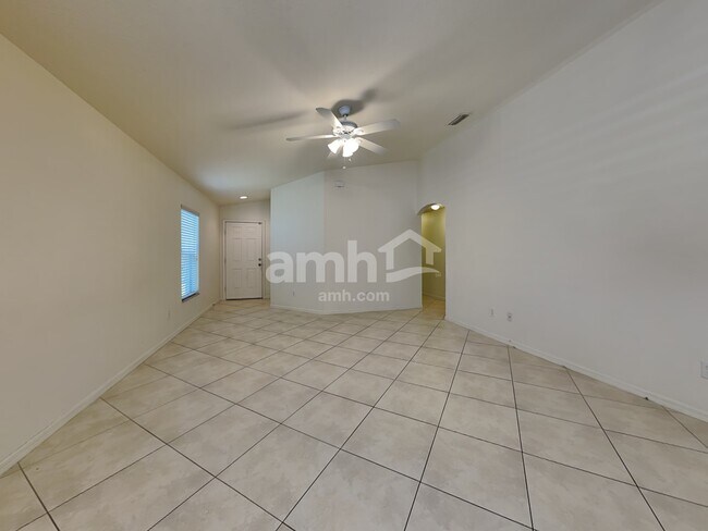 Photo - 1611 Marsh Wood Dr