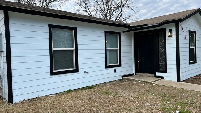 Photo - 5914 Magnes Ln