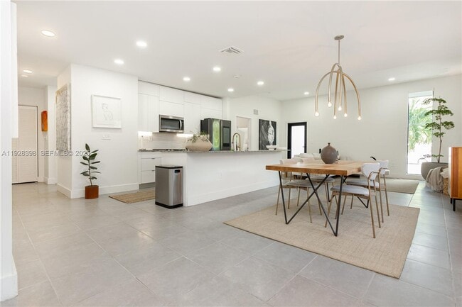 Photo - 14000 NE 16th Ct