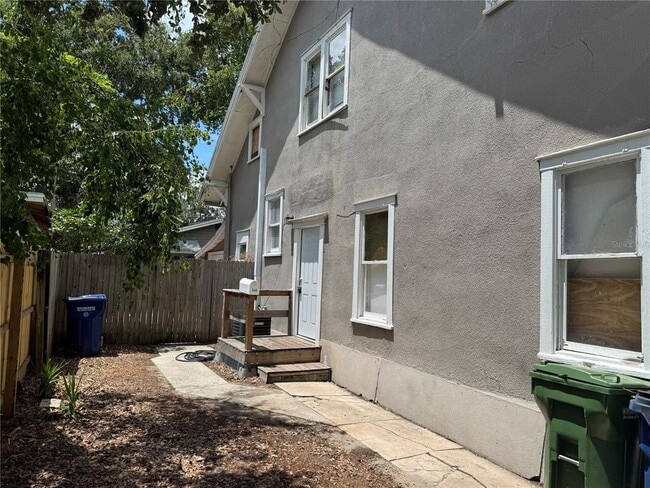 Building Photo - 648 Avenue B NW Rental