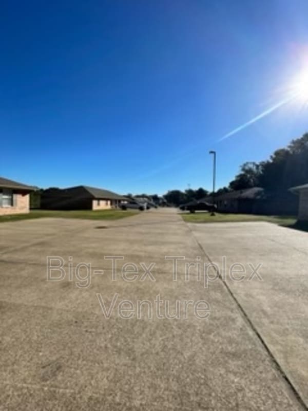 Photo - 278 N Pecan St