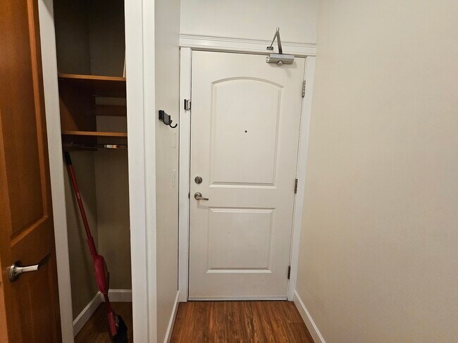 Photo - 8288-207A 207A St.