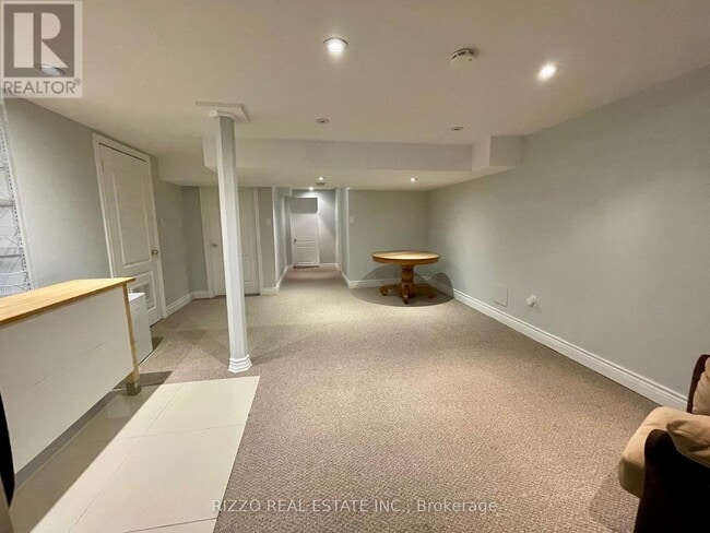 Photo - 455 Oak Park Ave