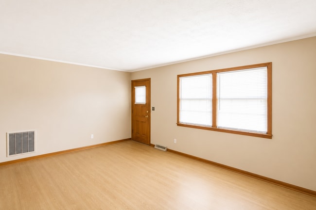 Photo - 3-Bedroom Home with Finished Basement, Garage & Huge Yard