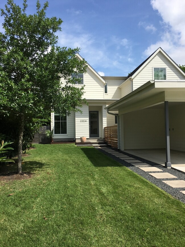Photo - 2212 Iva Ln
