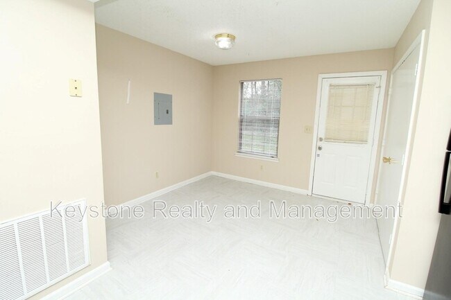 Photo - 119 Hickory Trace Rd