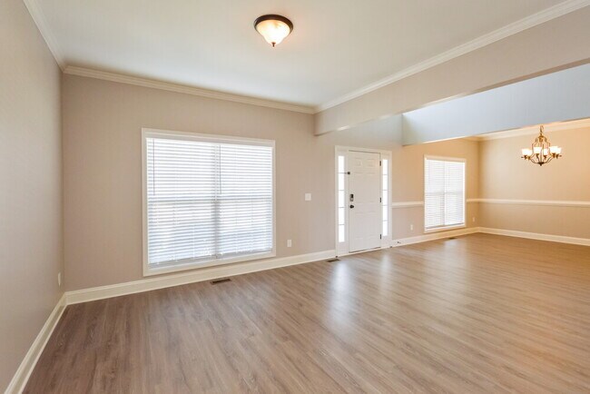 Photo - 90 Riverstone Dr