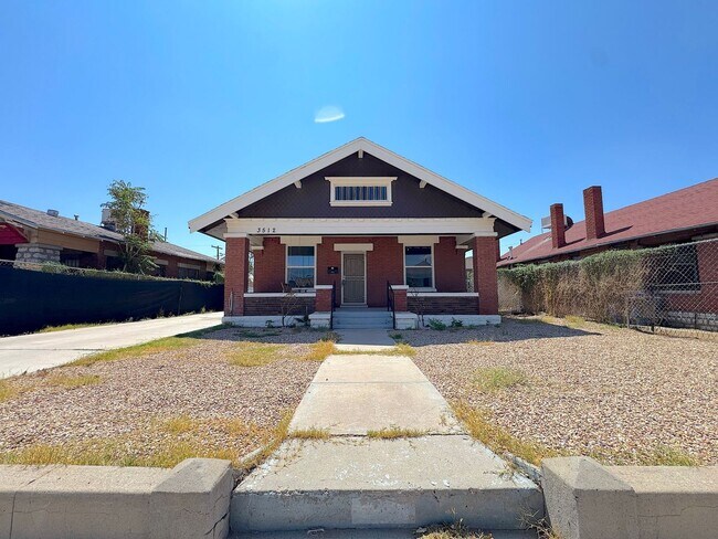 Building Photo - 3512 Clifton Ave