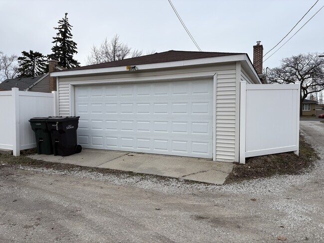 Photo - 5215 W Church St