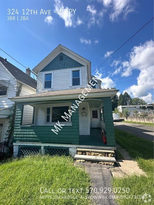 Building Photo - 3 bed / 2 bath Rental