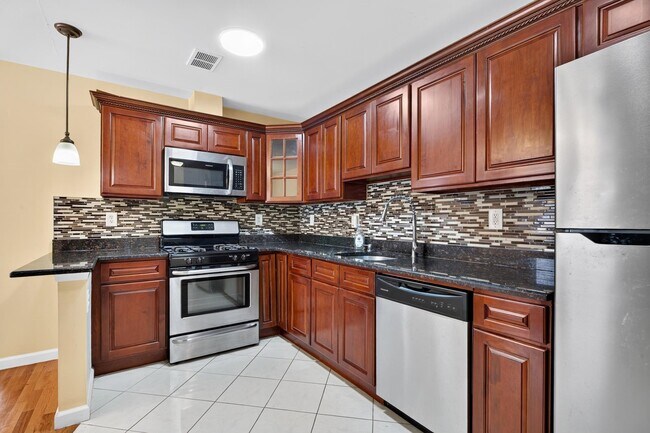 43 Manhattan Ave Unidad 1