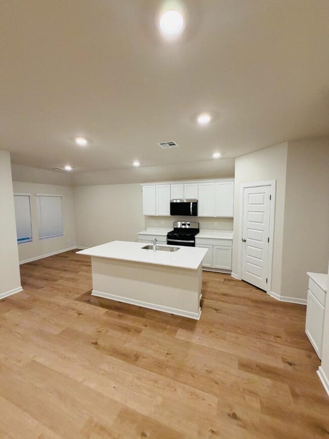 Photo - 2928 Ember Dr