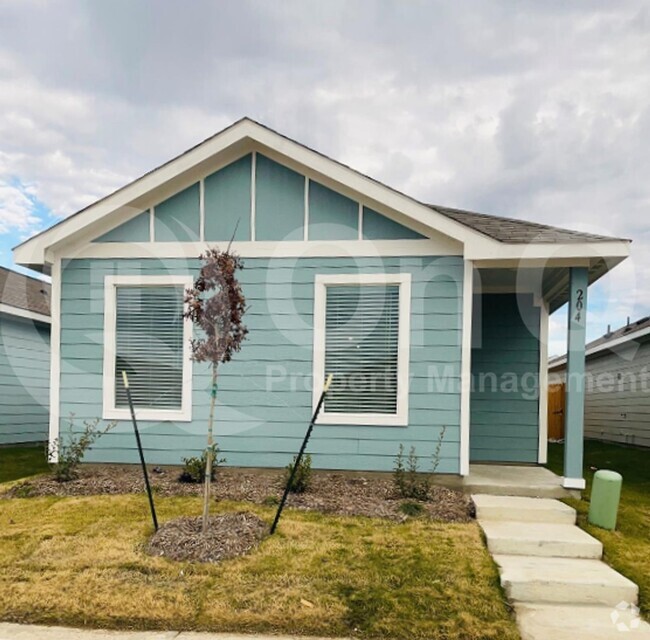 Building Photo - 204 Thresher Ln Rental