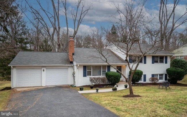 Building Photo - 1101 Dead Run Dr