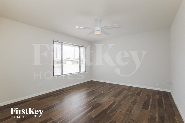 Photo - 10843 N 45th Ave