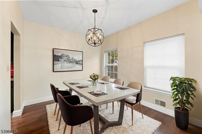 Photo - 2 Rider Terrace