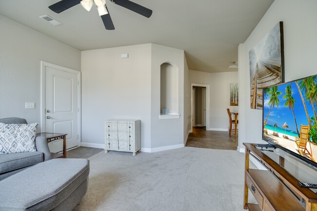 Building Photo - 15971 S Crestview Dr Unit 15971 Rental