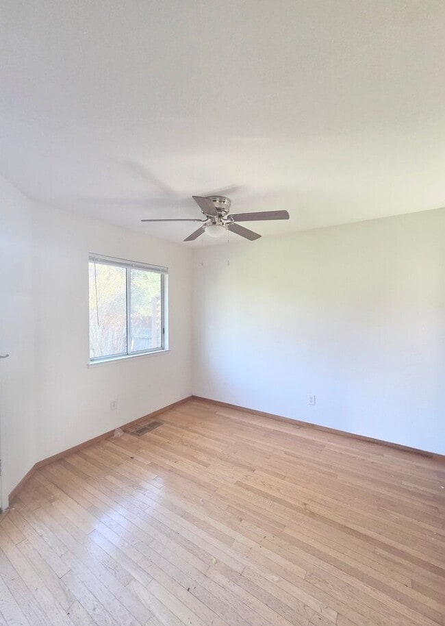 Photo - 3 bedroom 2 bathroom Cotati Gem