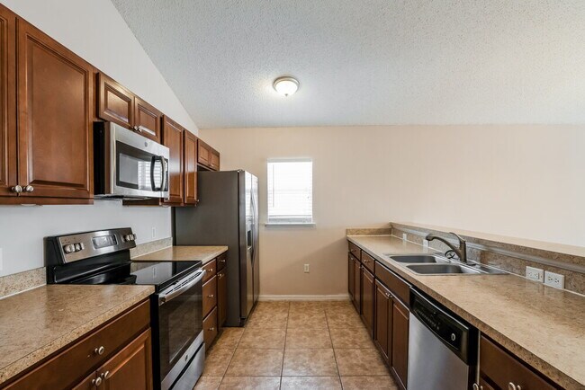 Photo - 115 Keswick Ave