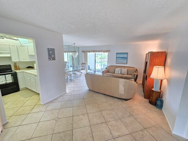 1935 Cobia Dr Unit 103E