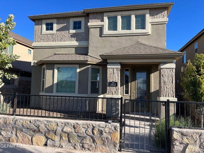 Building Photo - 14823 Pebble Hills Blvd