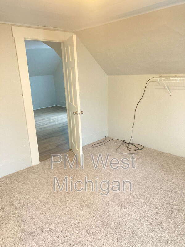 Photo - 826 Arianna St NW Unidad ARIANNA2