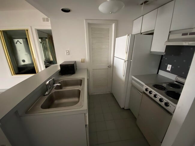Photo - 3851 Boardwalk Unit 1205