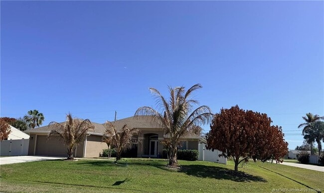 Photo - 2802 SE Buccaneer Cir
