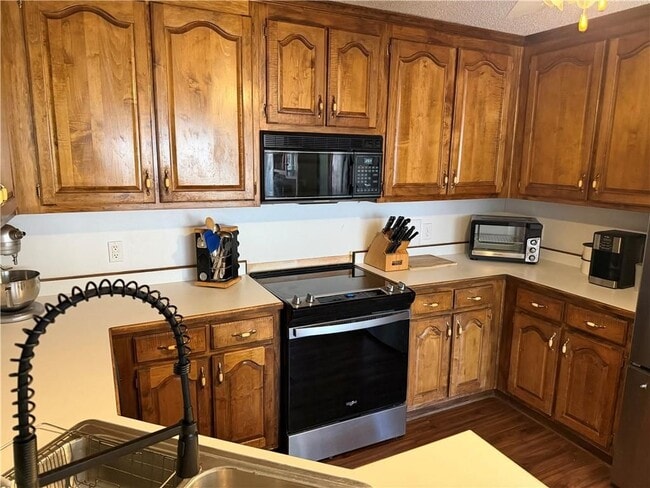 Photo - 145 Gill Ln