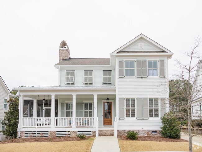 Building Photo - 4 Bedroom, 4.5 Bathroom Home!