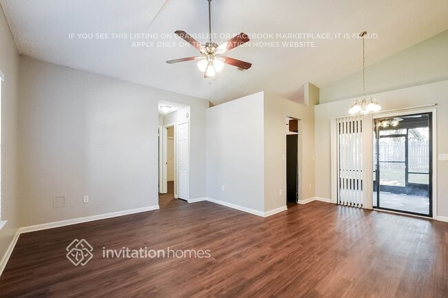 Photo - 775 Monroe Harbor Pl