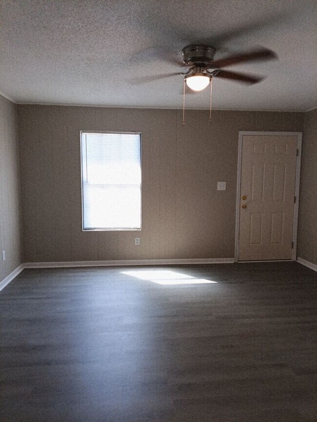 Photo - 1730 Hicks St Unit 1730 Hicks Street Apt B